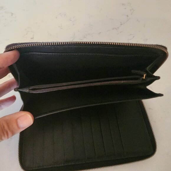 Gucci GG Marmont Zip Around Leather Wallet Black, Authentic - Picture 5 of 12